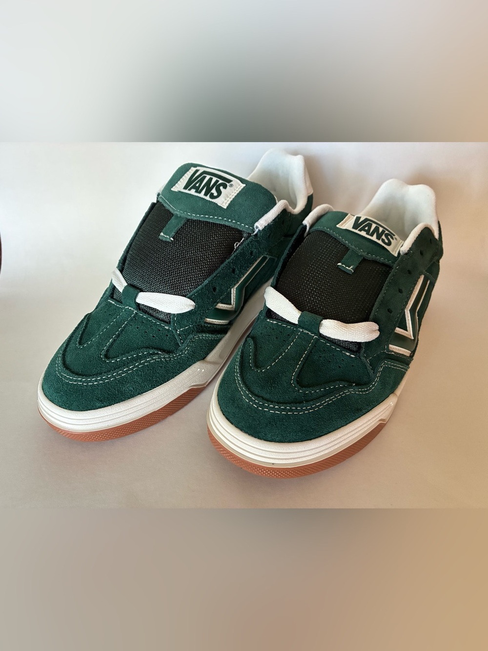 Vans Upland Contrast Stitch Emerald Men’s 9.5 Women’s 11 Chunky Sneakers New